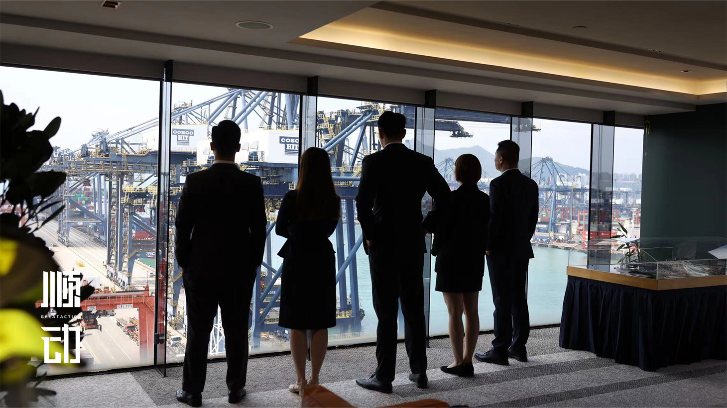 順動赴香港維多利亞港進行宣傳片拍攝